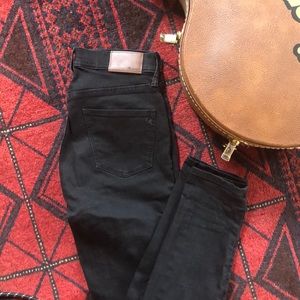 Madewell high rise black skinny jeans size 27